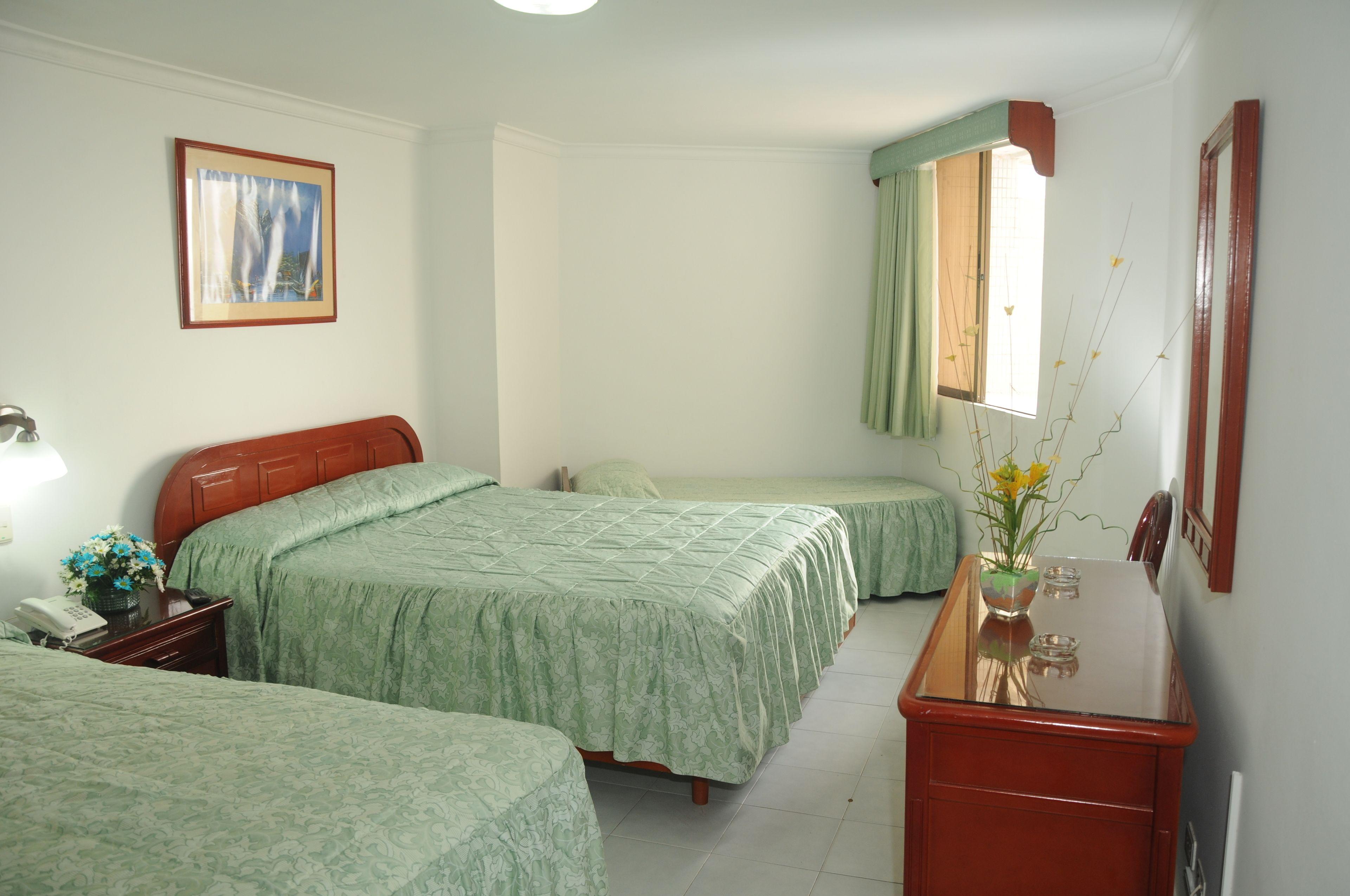 Hotel Dorado Plaza Bocagrande 3*