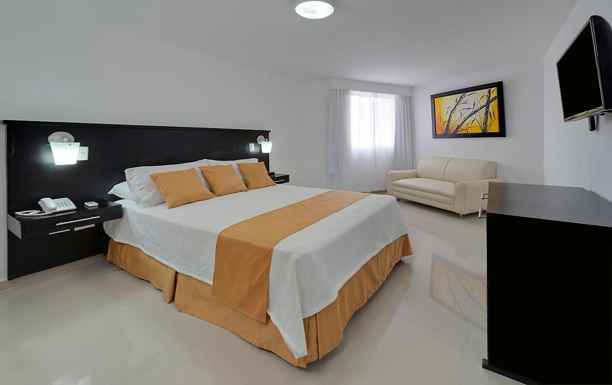 Hotel Dorado Plaza Bocagrande 3*