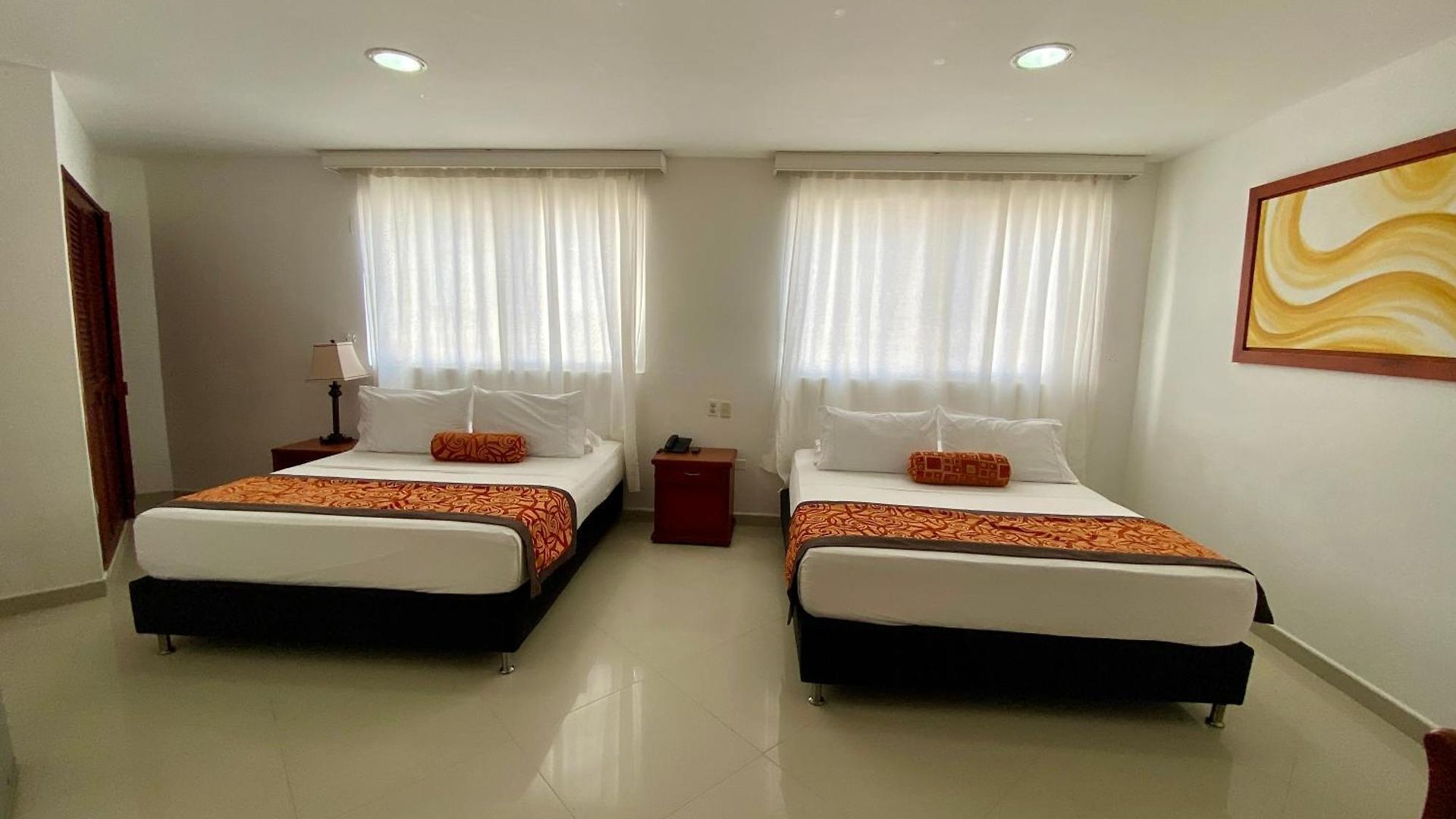 Dorado Plaza Bocagrande Hotel