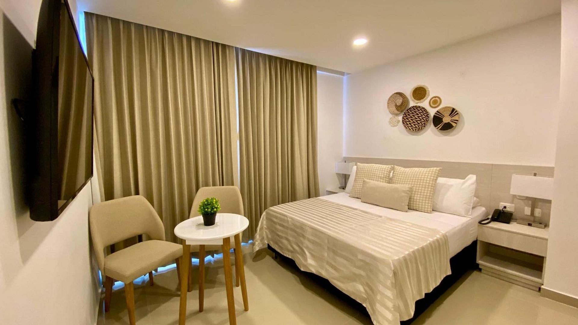 Dorado Plaza Bocagrande 3*