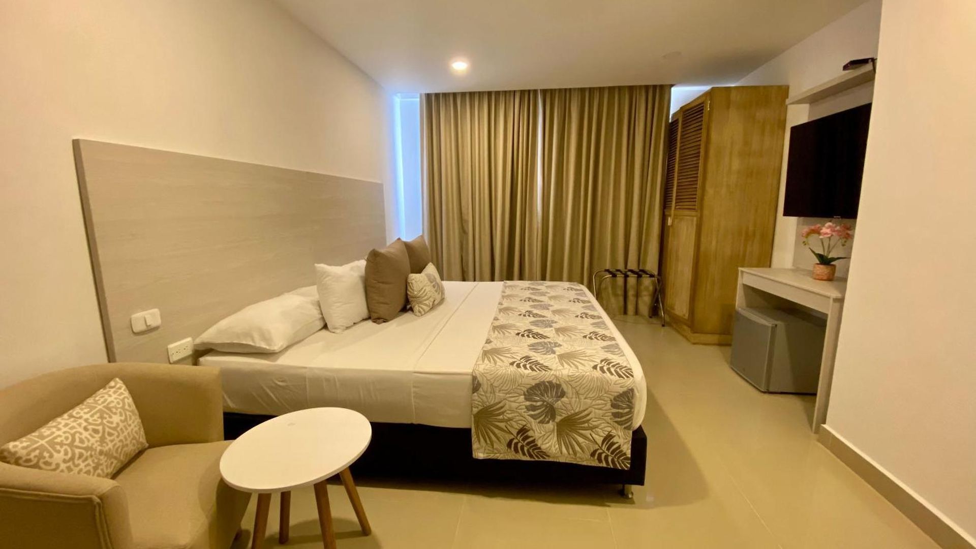 Hotel Dorado Plaza Bocagrande 3*