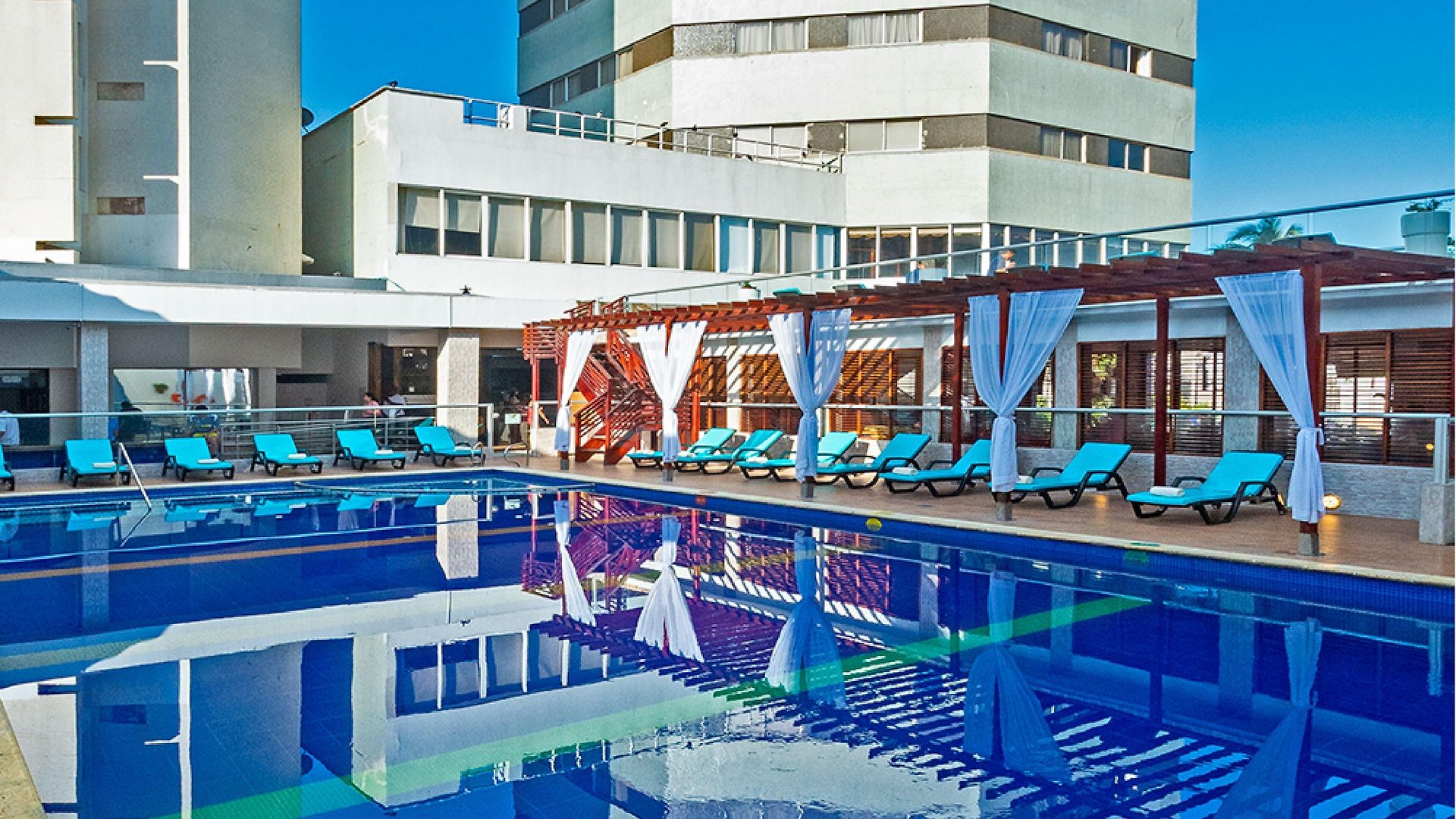 Dorado Plaza Bocagrande Cartagena