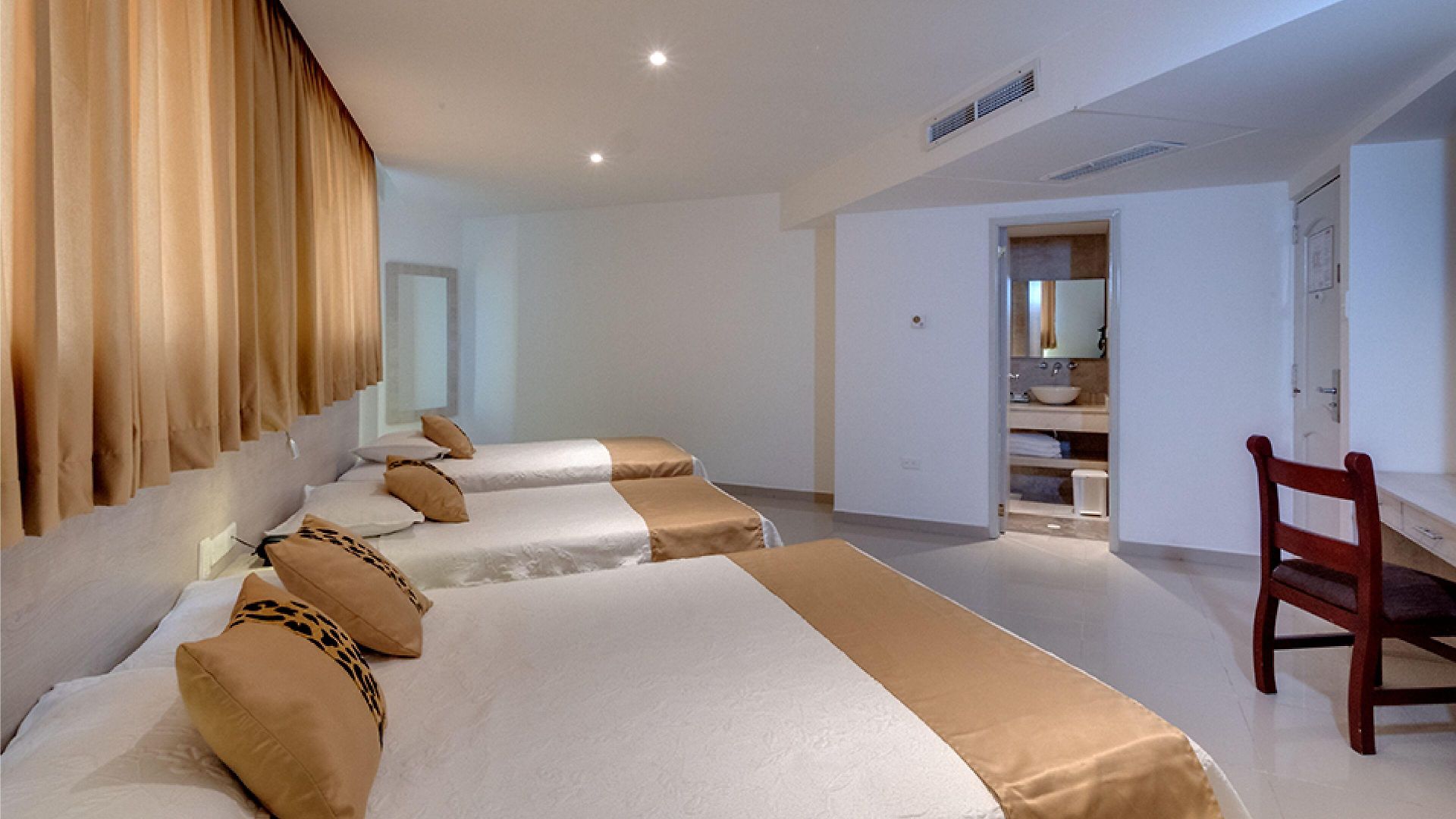Dorado Plaza Bocagrande Hotel 3*