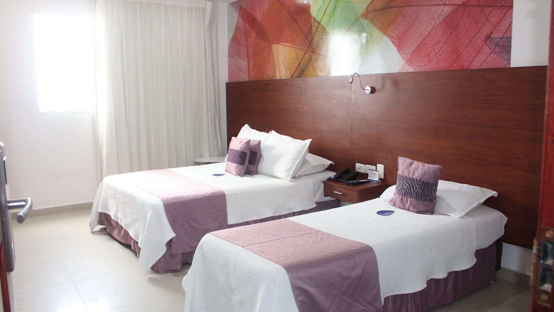 Dorado Plaza Bocagrande Hotel