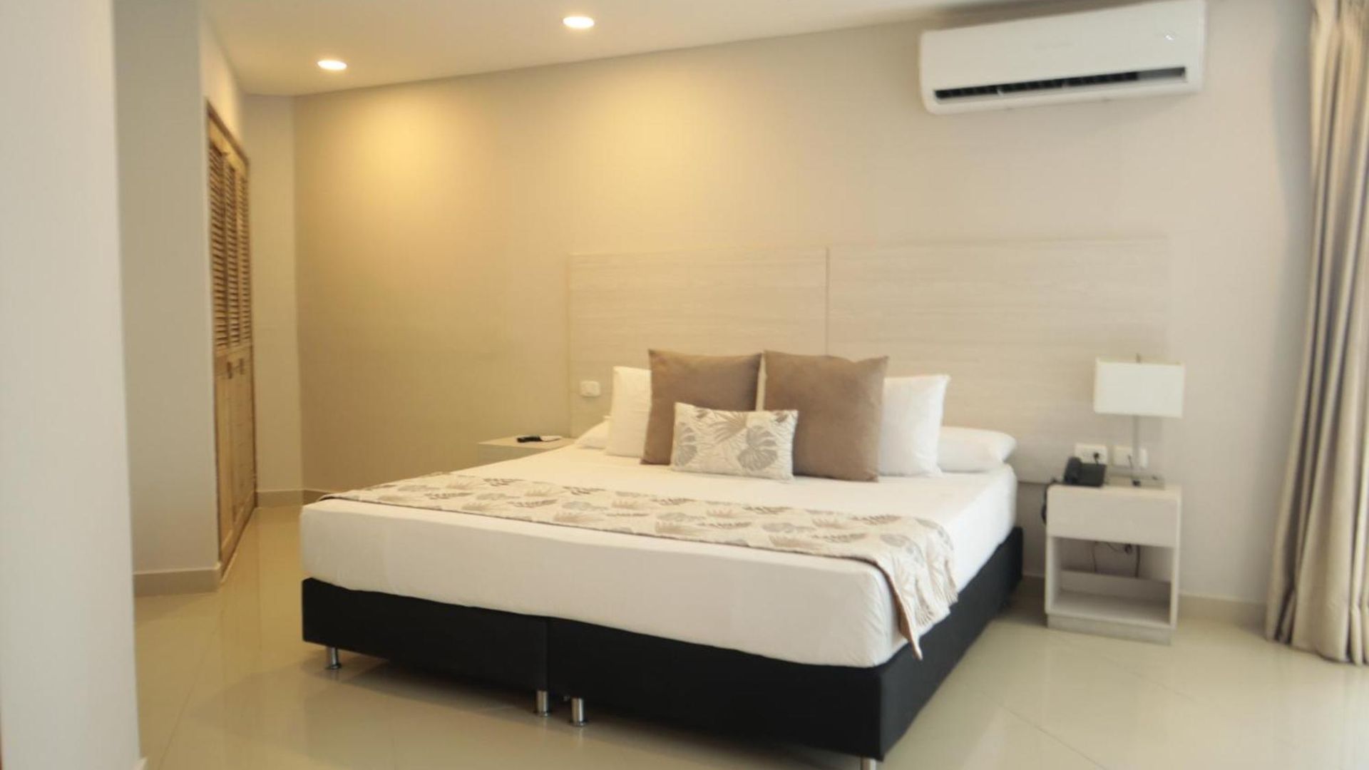 Dorado Plaza Bocagrande Cartagena