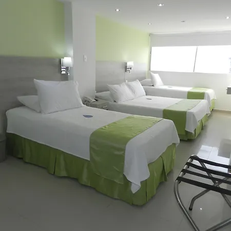 Dorado Plaza Bocagrande 3*