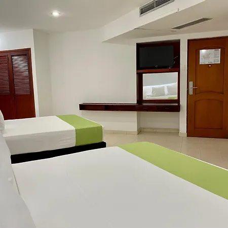 Hotel Dorado Plaza Bocagrande 3*