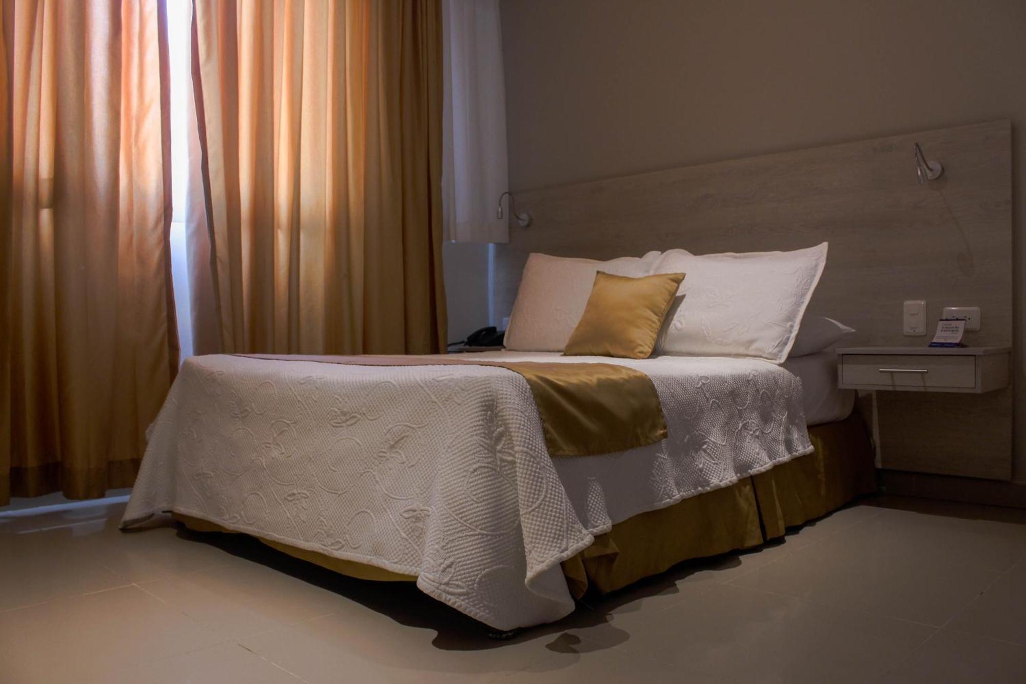 Dorado Plaza Bocagrande 3* Cartagena